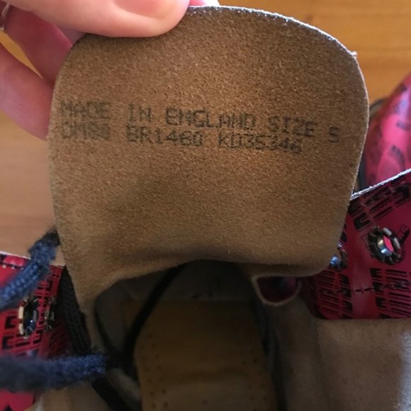 Dr Martens - Made in England – Red DM footprint & logo - 8 hole leather boots - Picture 5 of 15